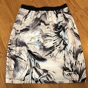 Black and White pencil skirt